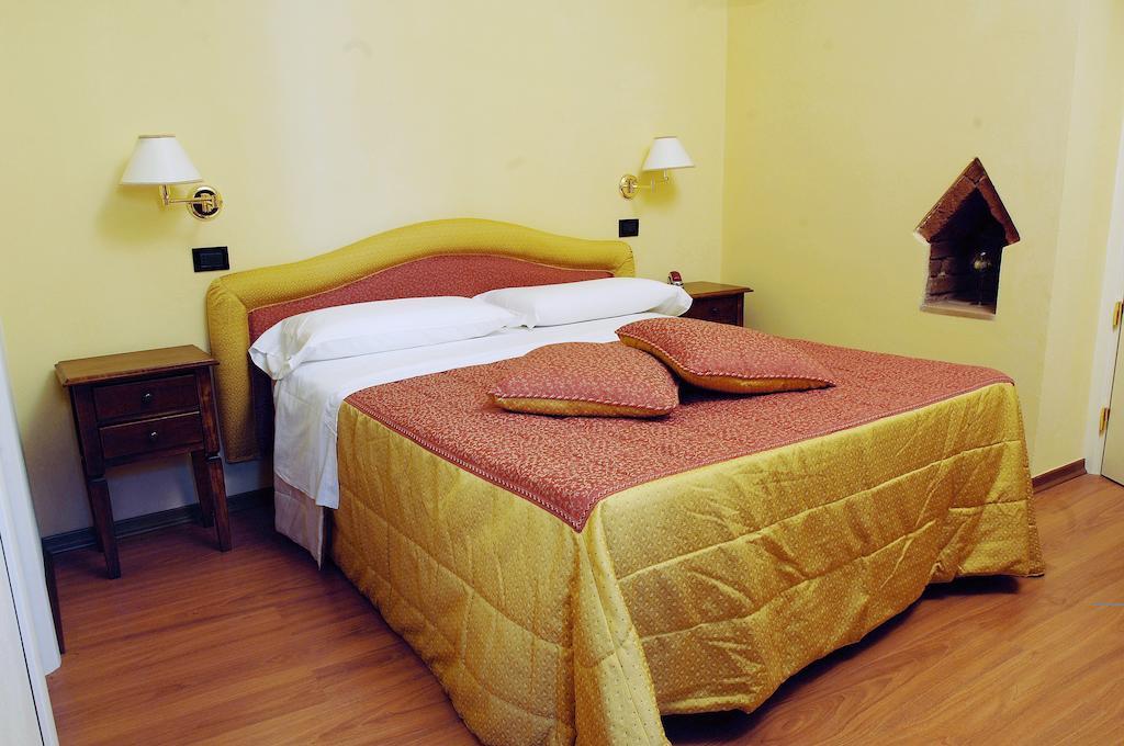 Deluxe Double Room,67111618:JPEG